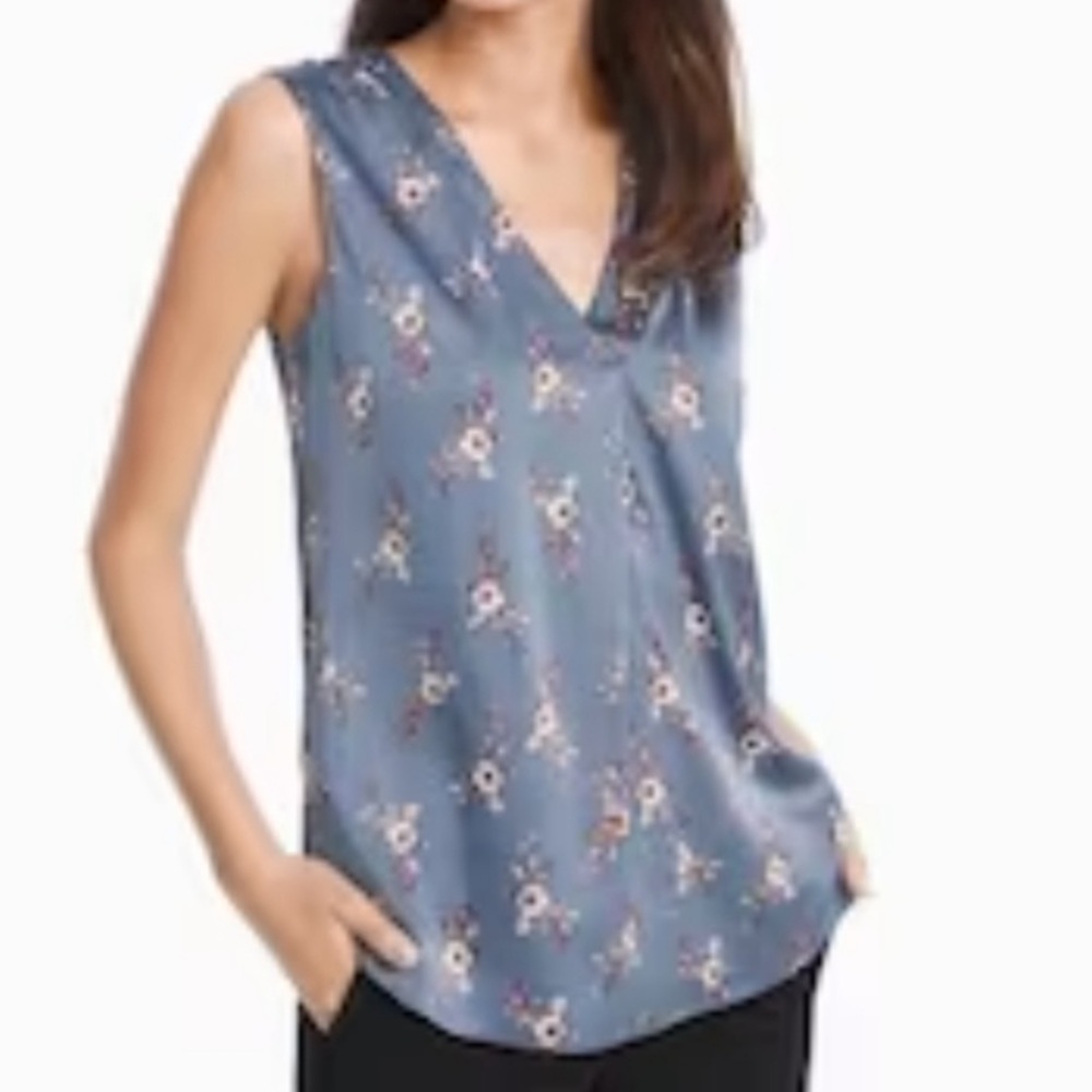 White House Black Market Floral Print Single Pleat Shell Size 12